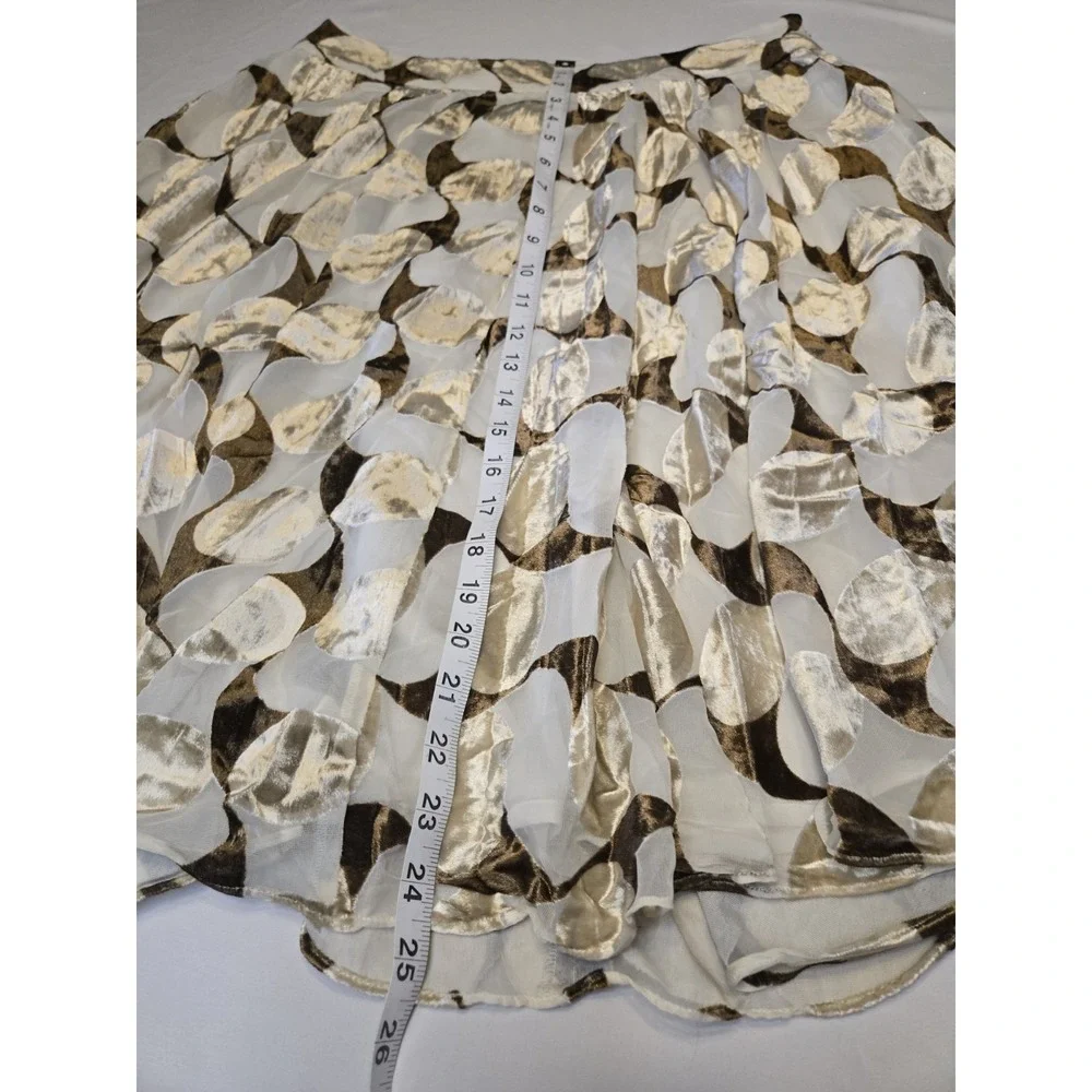 Josephine Chaus Flowy Shimmery Velvet Cream/Browns‎ Skirt Womens Size 10 Lined